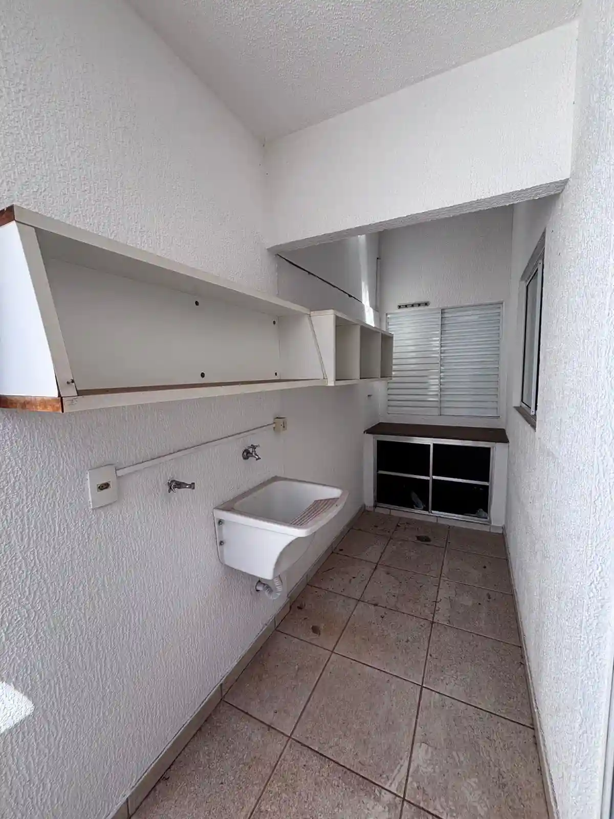 Casa de Condomínio com 3 quartos à venda, 10m² — foto 6 de 11