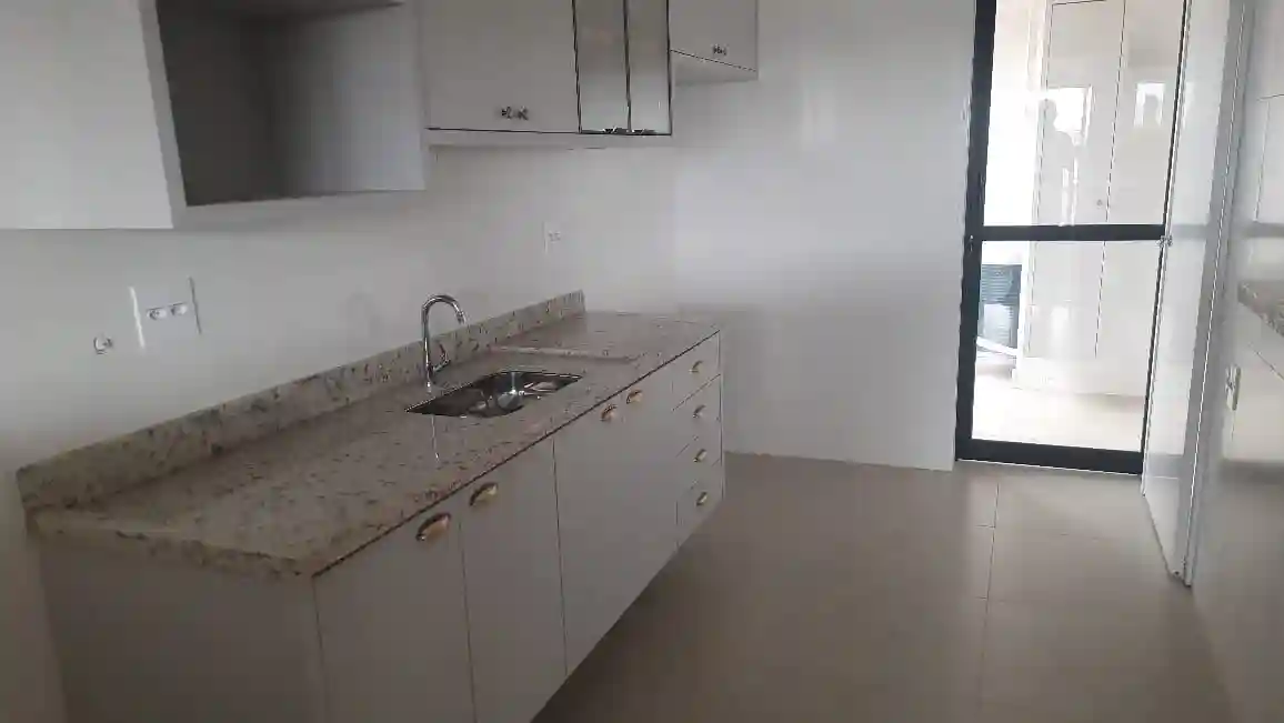 Apartamento com 3 quartos à venda, 135m² — foto 11 de 22