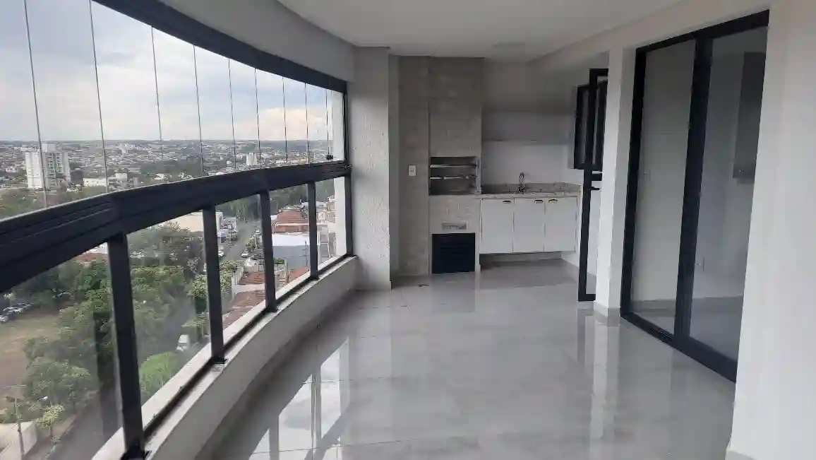 Apartamento com 3 quartos à venda, 135m² — foto 3 de 22