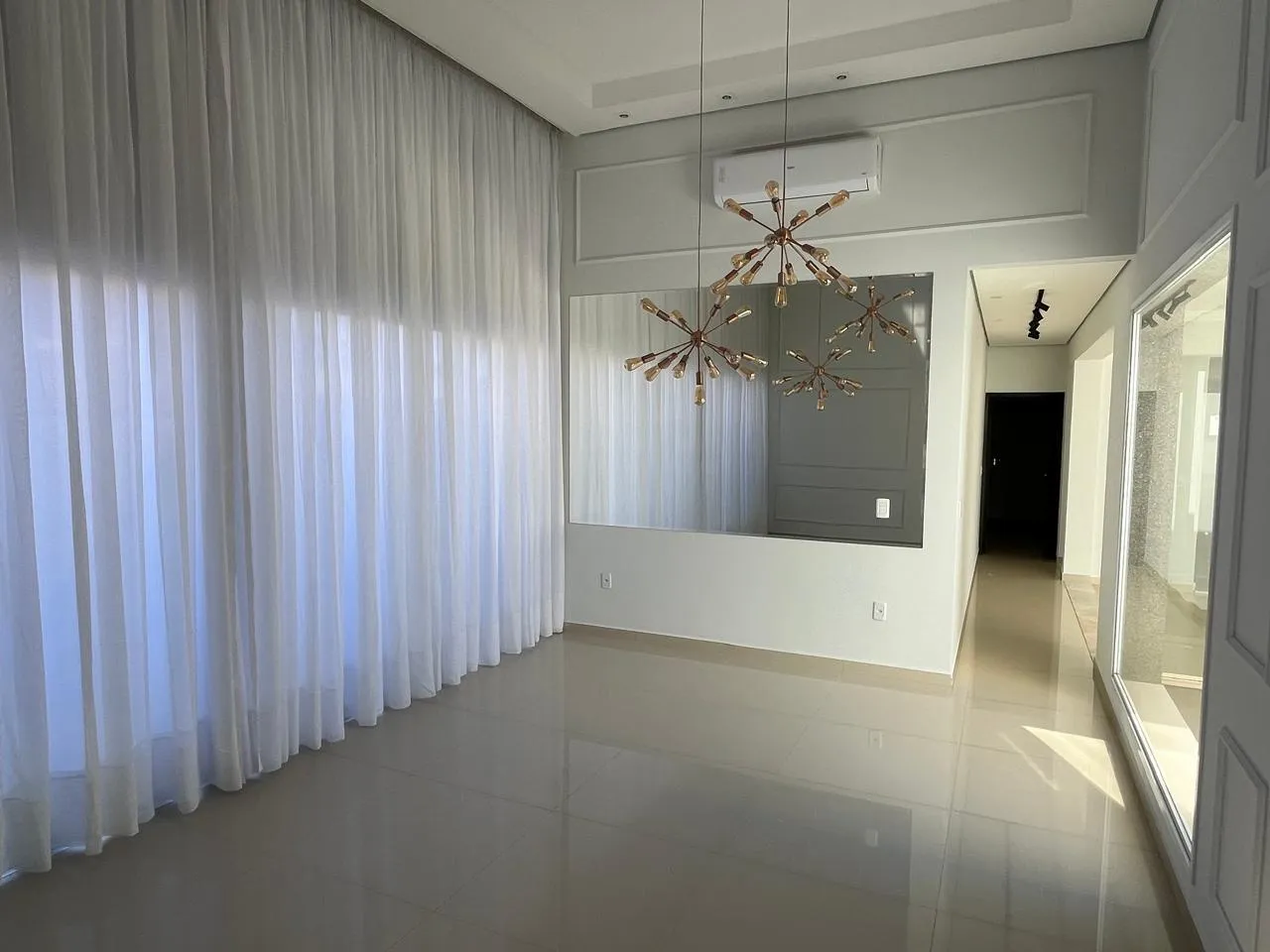 Casa de Condomínio com 4 quartos à venda, 270m² — foto 10 de 43