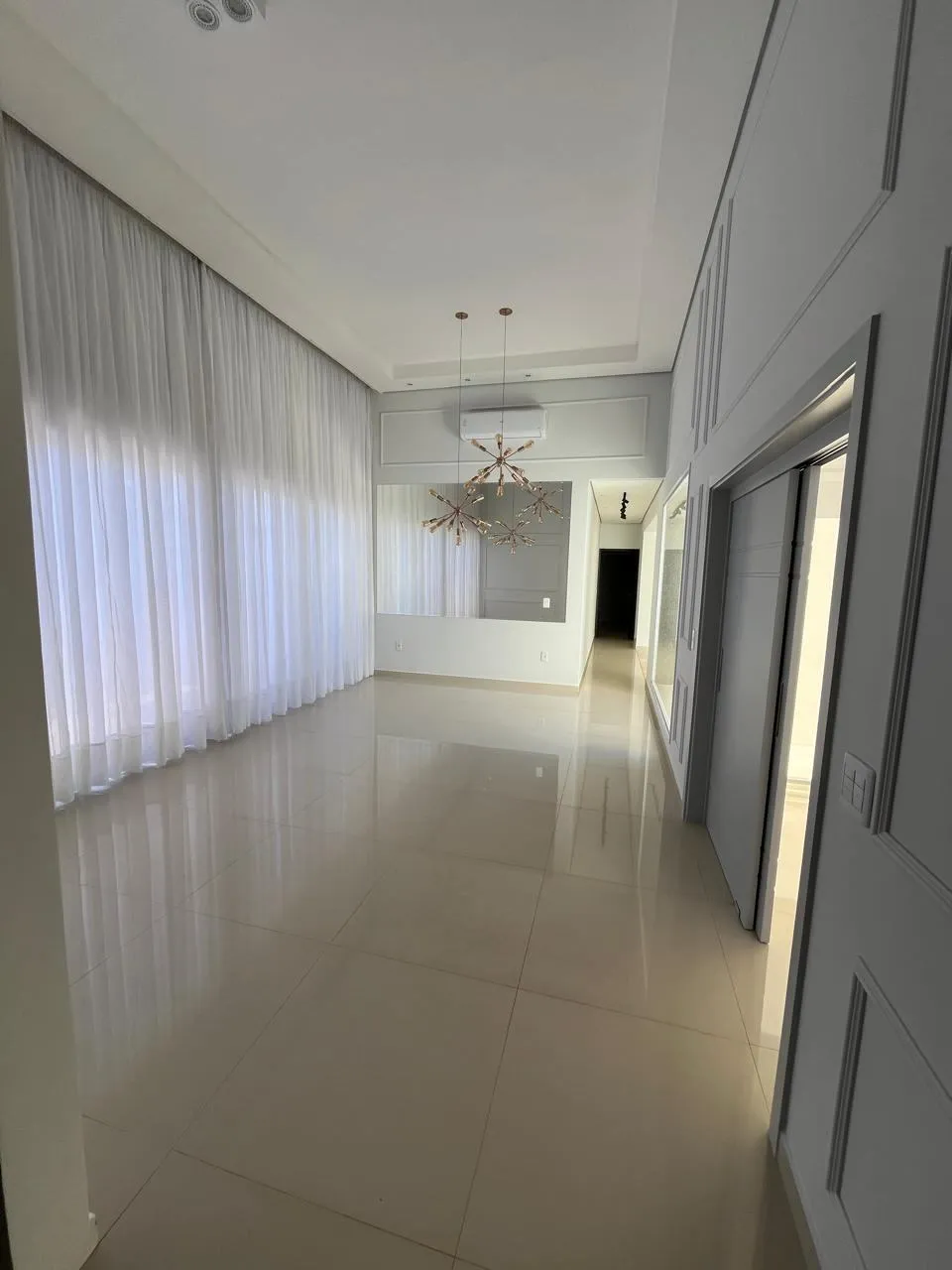 Casa de Condomínio com 4 quartos à venda, 270m² — foto 12 de 43