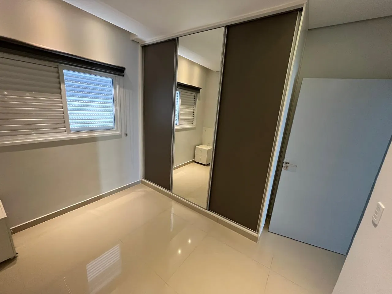 Casa de Condomínio com 4 quartos à venda, 270m² — foto 28 de 43