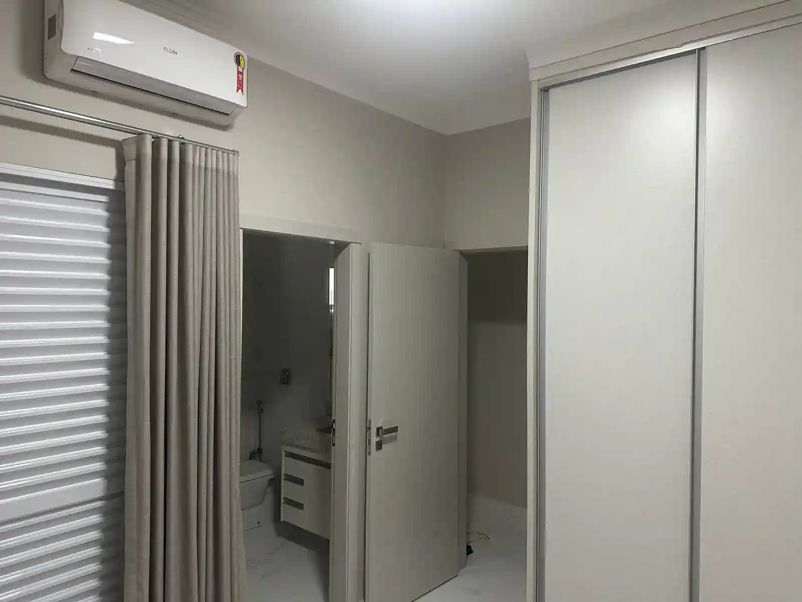 Casa de Condomínio com 3 quartos à venda, 360m² — foto 4 de 13