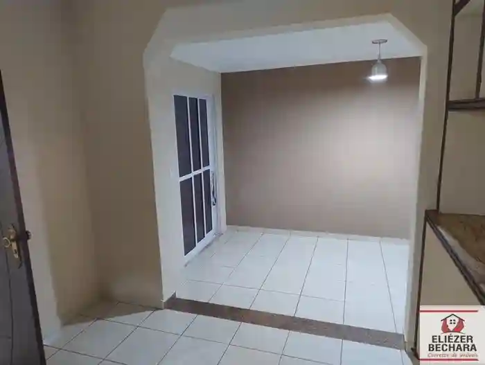 Casa com 3 quartos à venda, 150m² — foto 1 de 60
