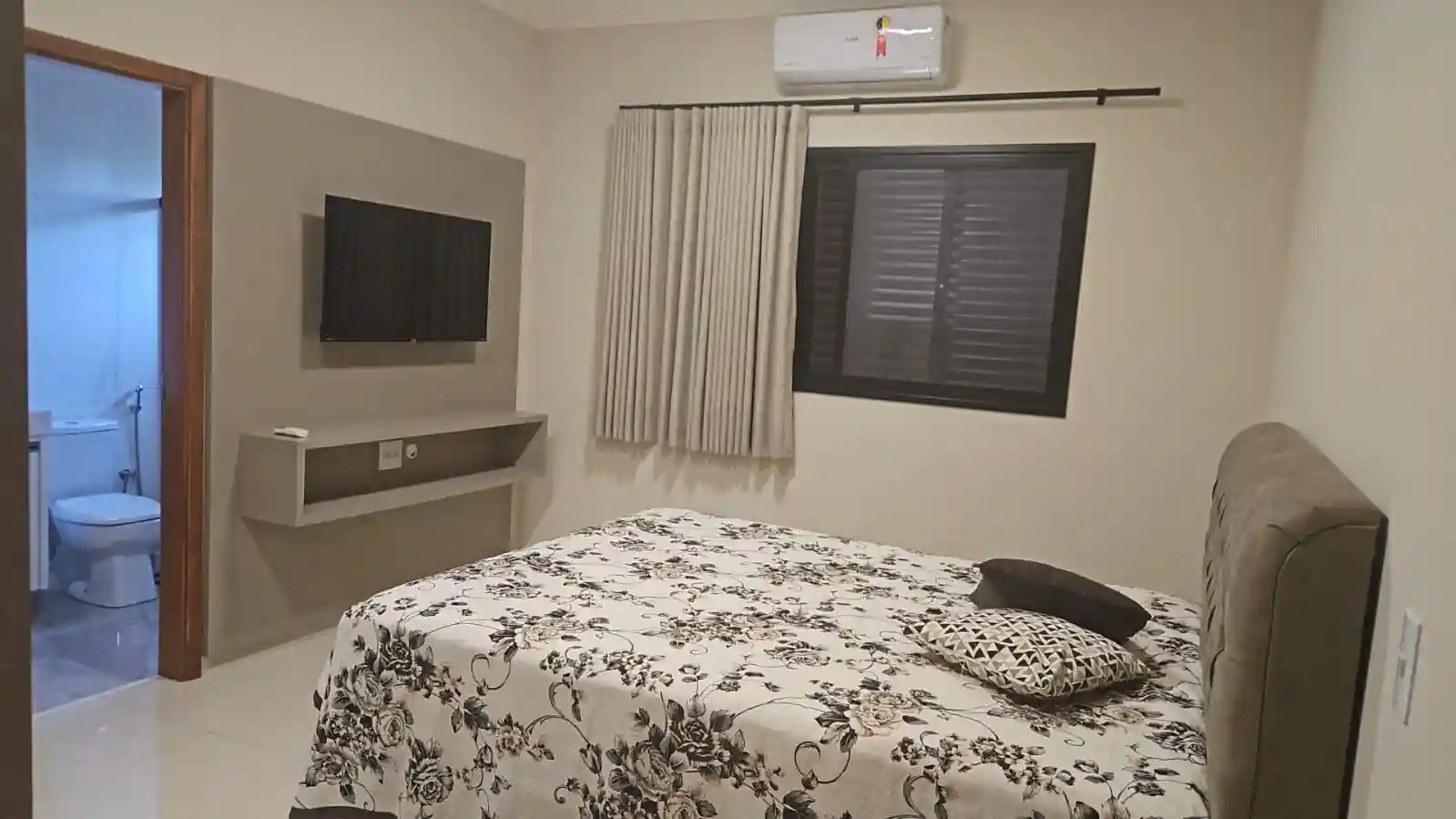 Casa de Condomínio com 4 quartos à venda, 525m² — foto 14 de 22