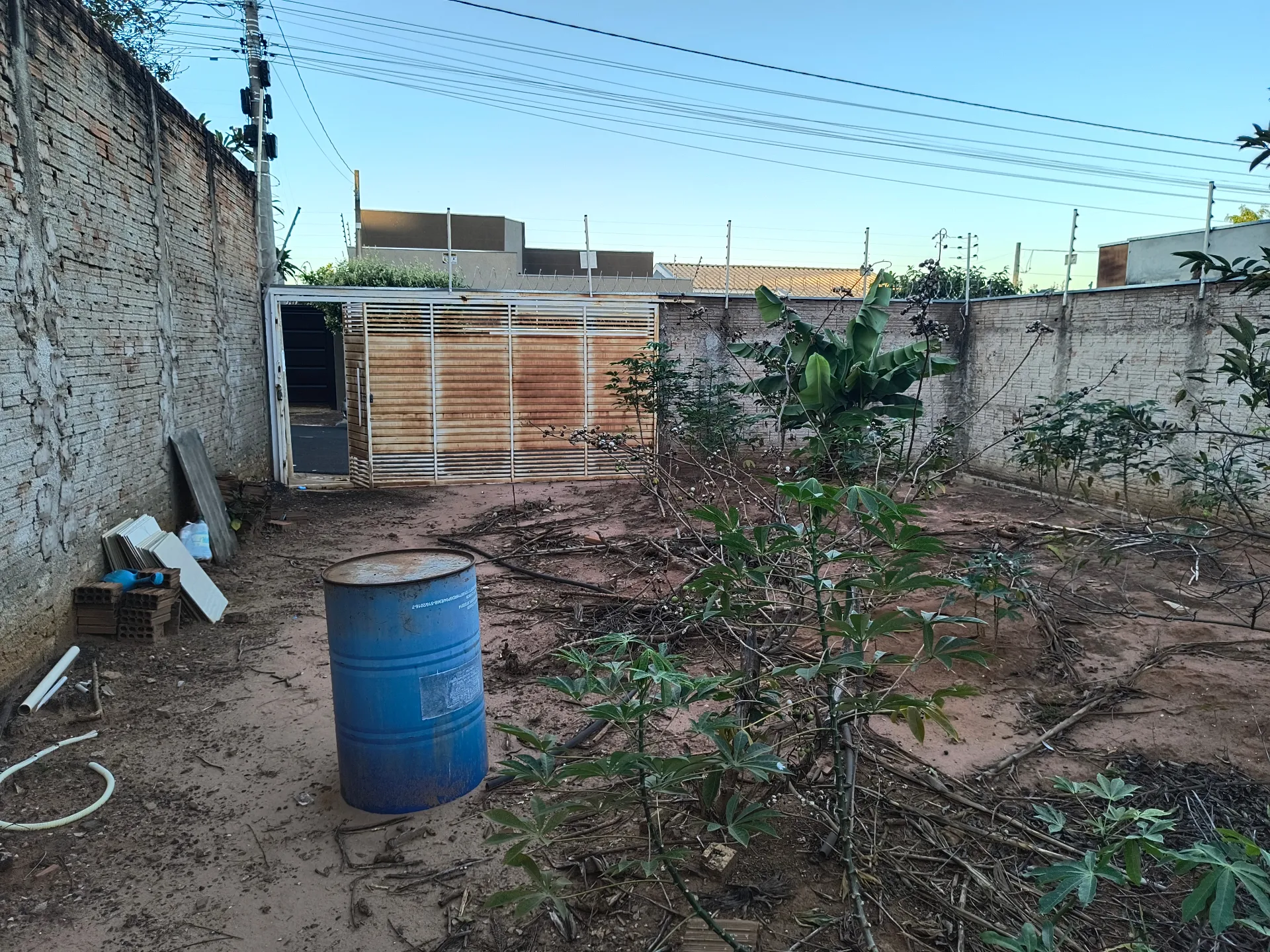 Terreno / Lote / Condomínio à venda, 200m² — foto 4 de 5