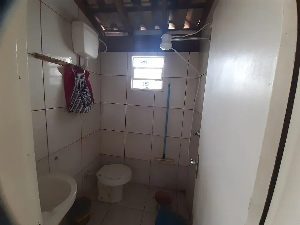 Casa com 3 quartos à venda, 300m² — foto 3 de 7