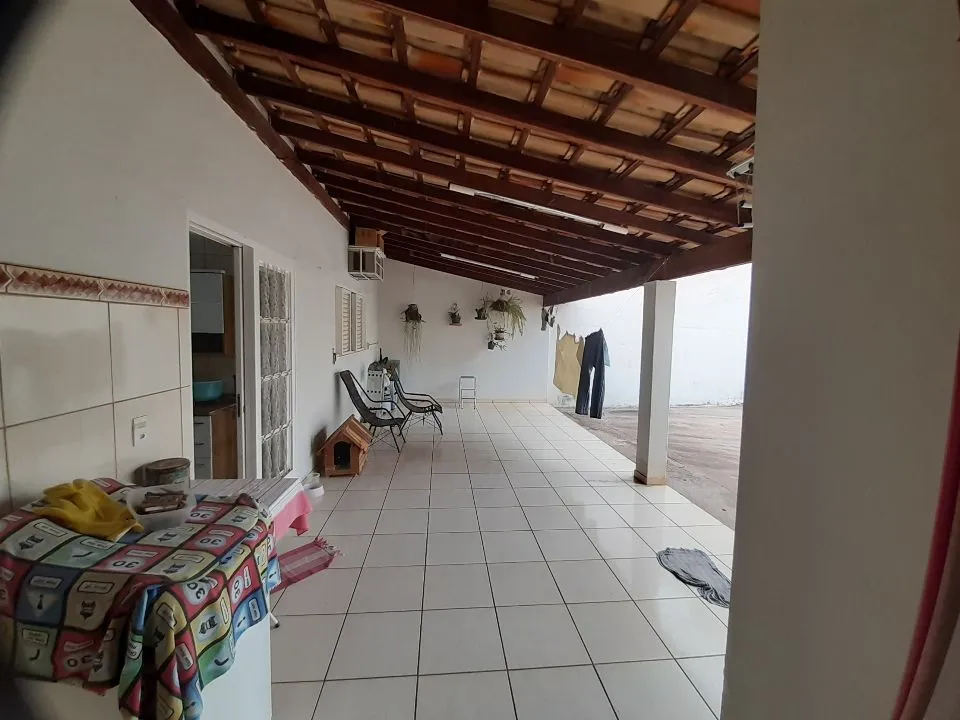 Casa com 3 quartos à venda, 300m² — foto 6 de 7