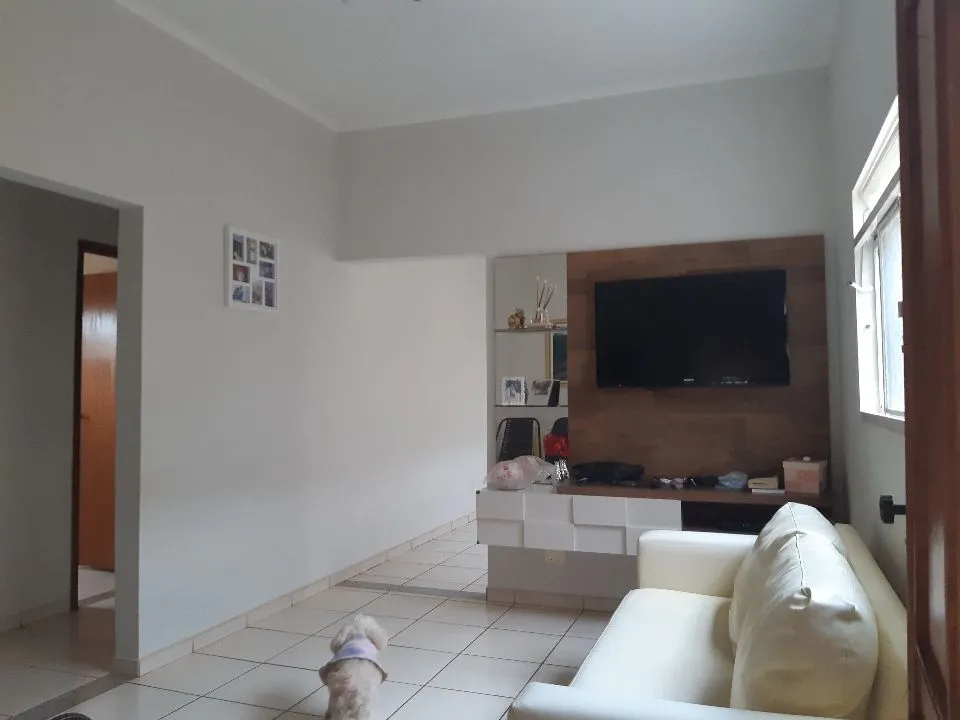 Casa com 3 quartos à venda, 300m² — foto 7 de 7