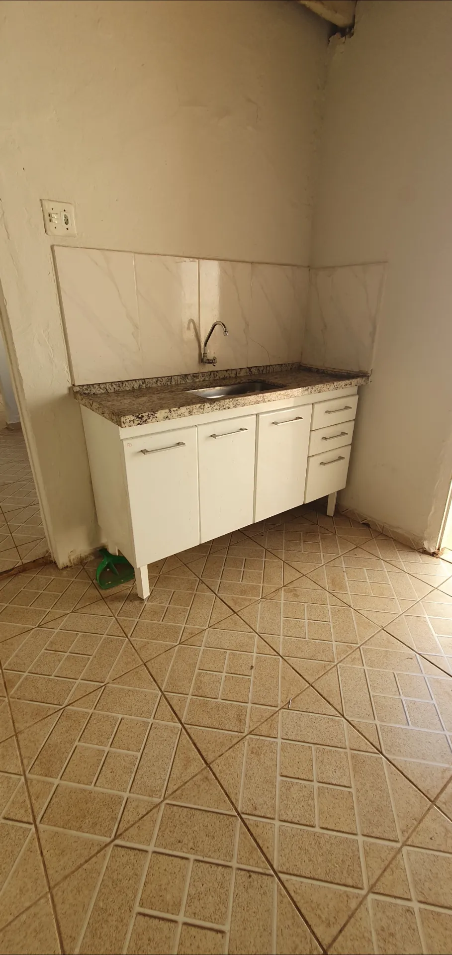 Casa com 1 quarto para aluguel, 100m² — foto 9 de 11