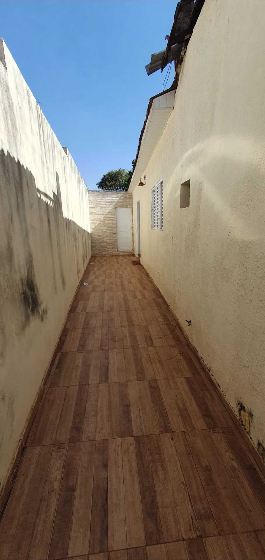 Casa com 1 quarto para aluguel, 100m² — foto 2 de 11