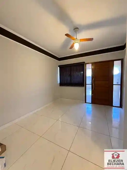 Casa com 2 quartos à venda, 167m² — foto 2 de 43