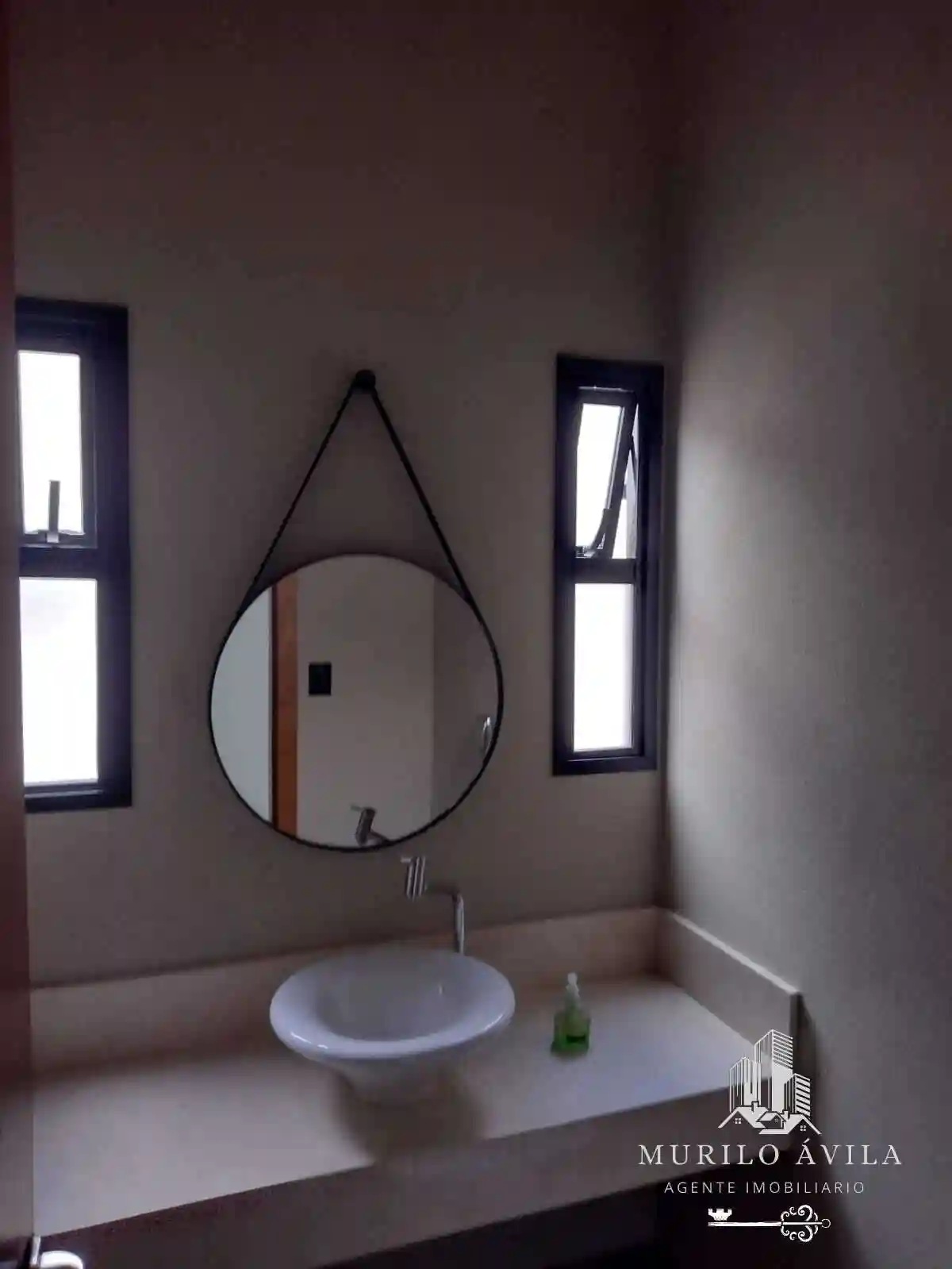 Casa de Condomínio com 3 quartos à venda, 400m² — foto 9 de 18