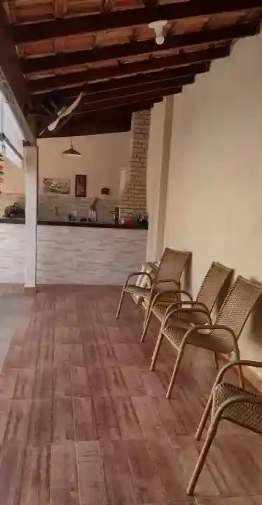 Casa com 3 quartos à venda, 217m² — foto 6 de 9