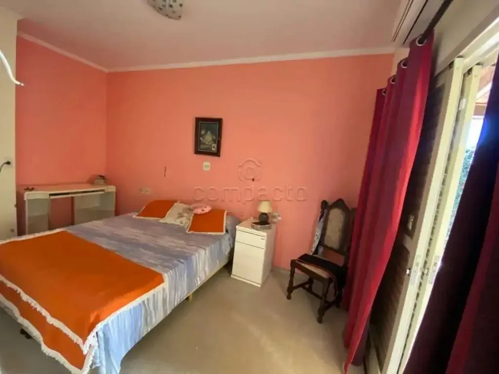 Casa com 3 quartos à venda, 225m² — foto 23 de 43