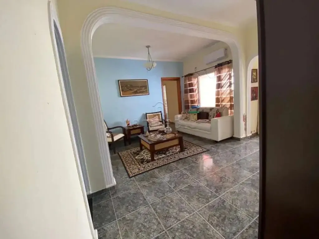 Casa com 3 quartos à venda, 225m² — foto 6 de 43