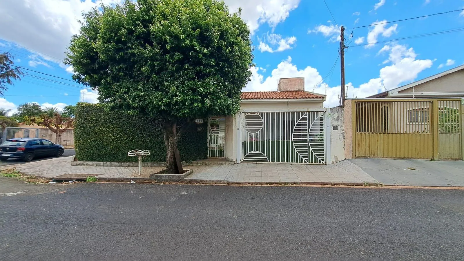 Casa com 3 quartos à venda, 225m² — foto 42 de 43