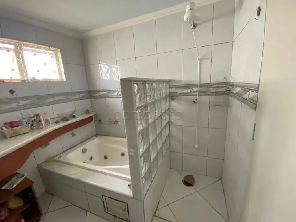 Casa com 3 quartos à venda, 225m² — foto 31 de 43