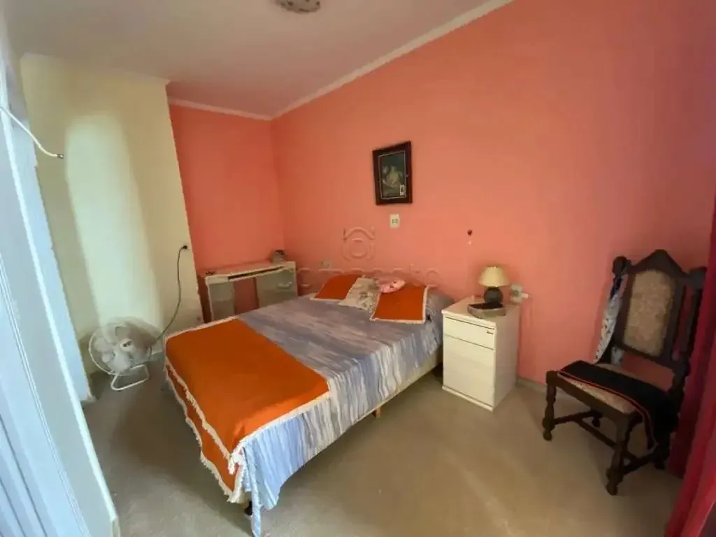 Casa com 3 quartos à venda, 225m² — foto 25 de 43