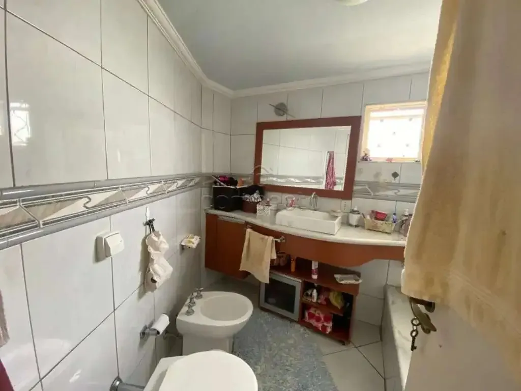 Casa com 3 quartos à venda, 225m² — foto 26 de 43