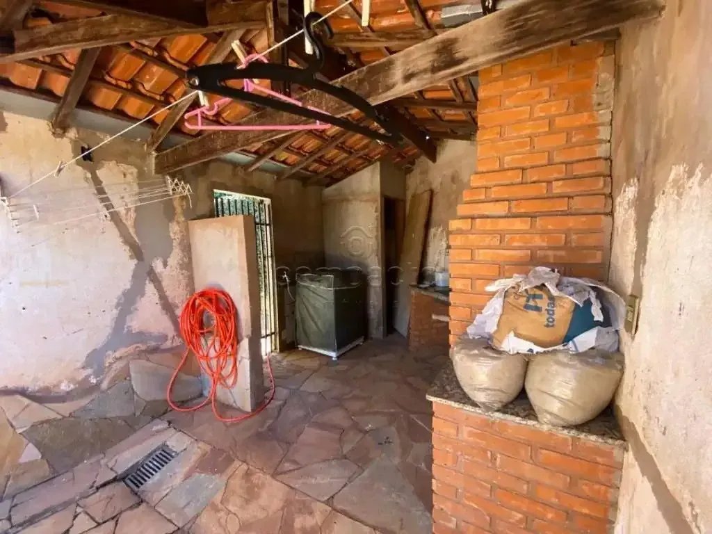 Casa com 3 quartos à venda, 225m² — foto 37 de 43