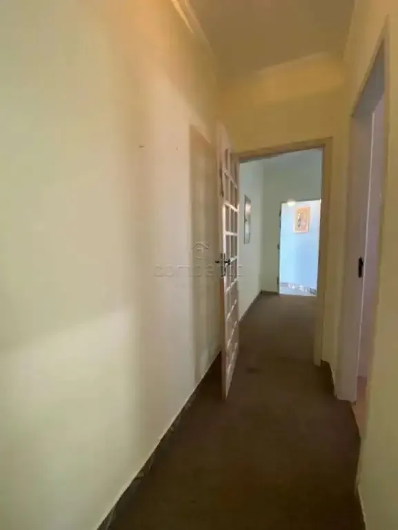 Casa com 3 quartos à venda, 225m² — foto 21 de 43