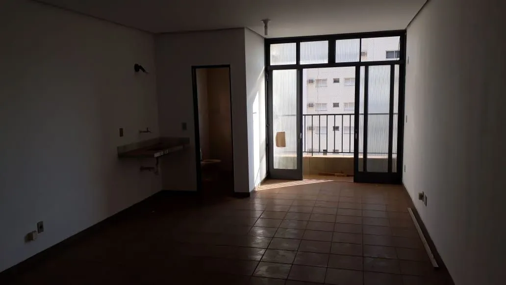 Loja / Salão / Ponto Comercial  para aluguel, 30m² — foto 3 de 3