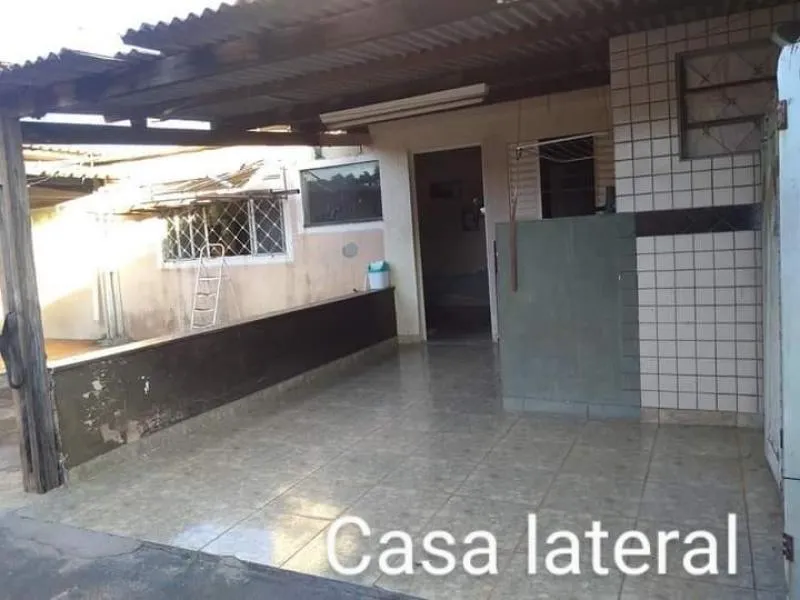 Casa à venda — foto 2 de 12