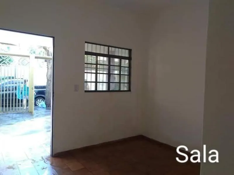 Casa à venda — foto 3 de 12