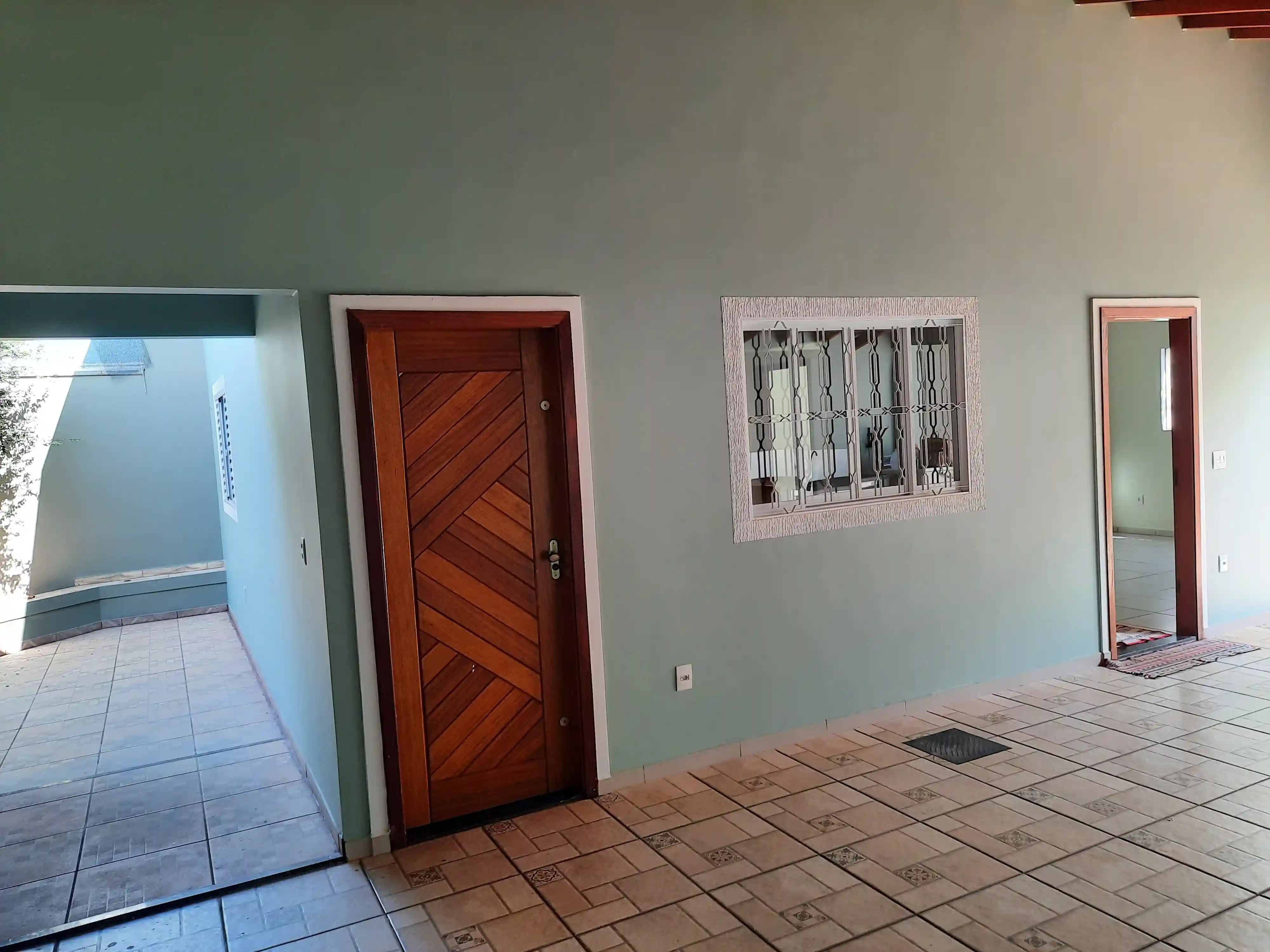 Casa com 2 quartos à venda, 120m² — foto 2 de 11