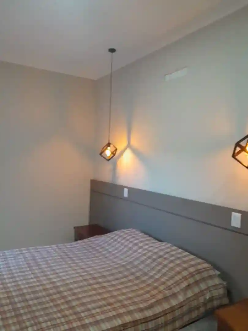 Casa de Condomínio com 3 quartos à venda, 253m² — foto 3 de 8