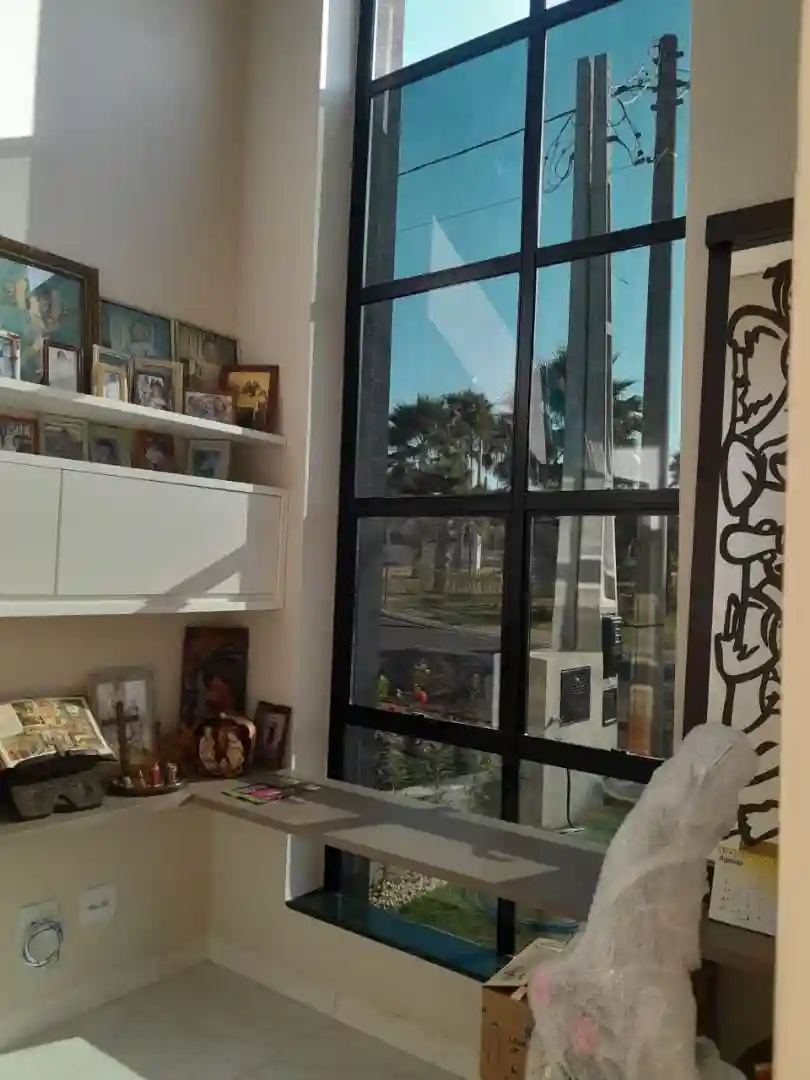 Casa de Condomínio com 3 quartos à venda, 253m² — foto 6 de 8