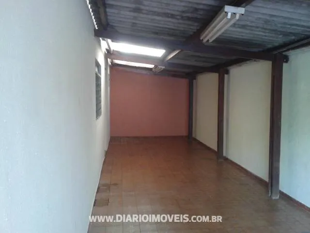 Casa à venda — foto 2 de 2