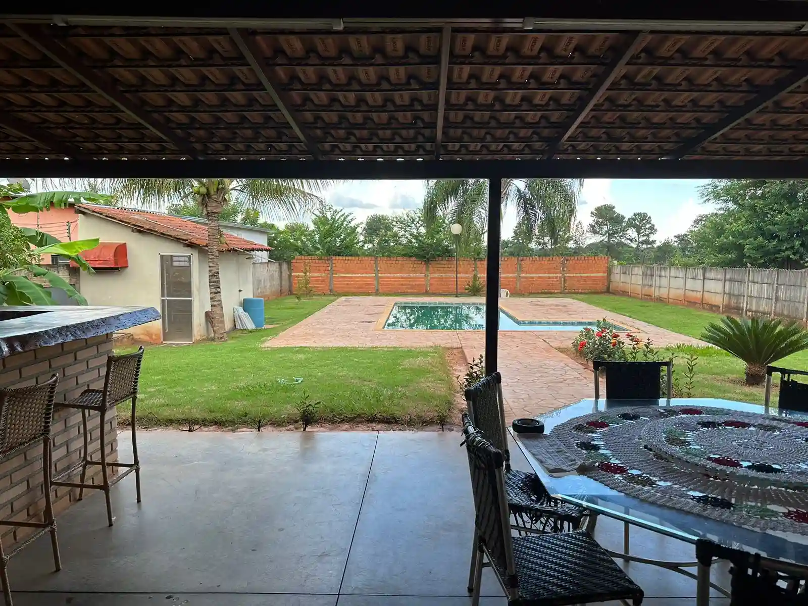 Fazenda / Sítio / Chácara com 2 quartos à venda, 1080m² — foto 1 de 17
