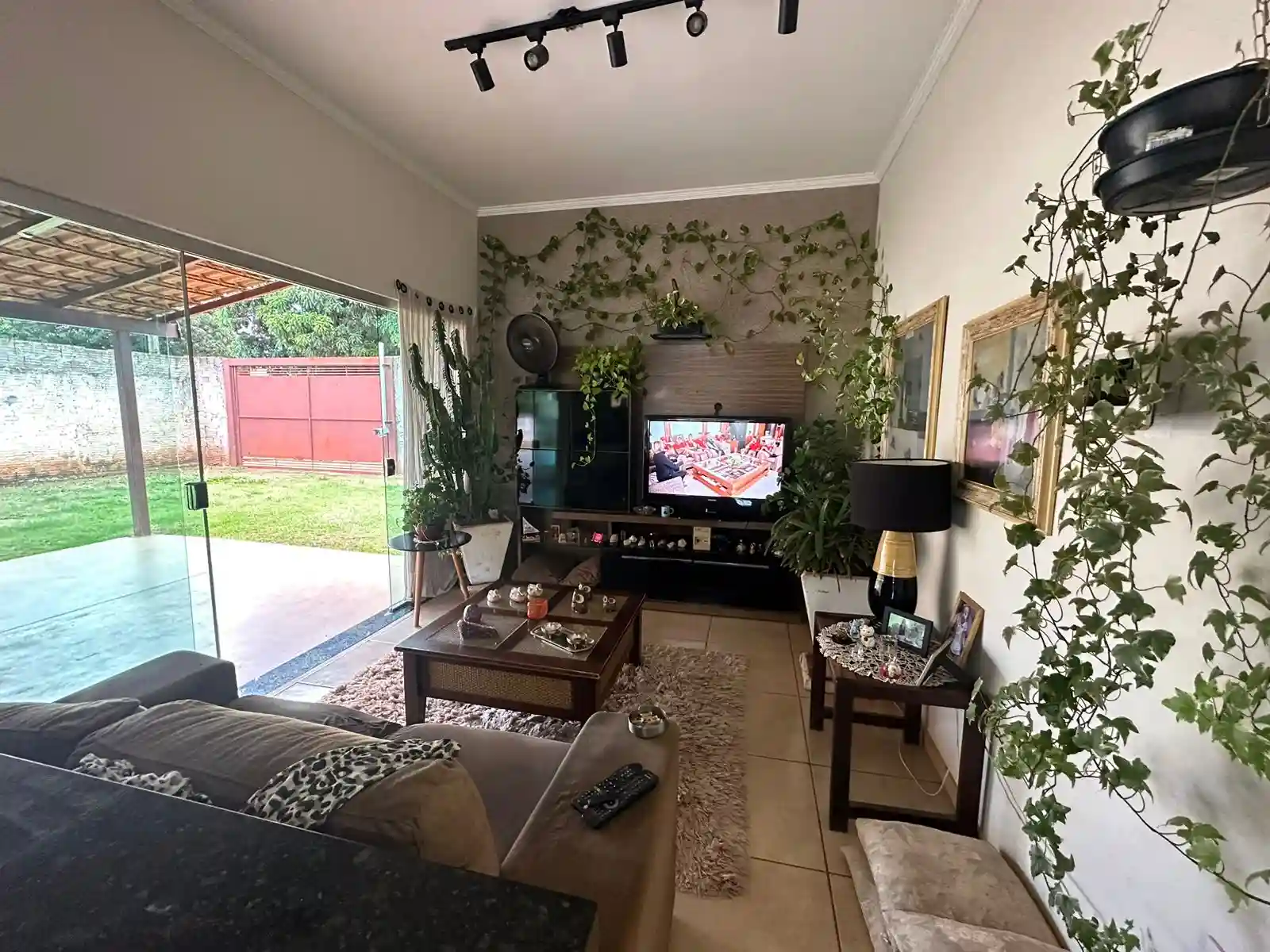 Fazenda / Sítio / Chácara com 2 quartos à venda, 1080m² — foto 16 de 17