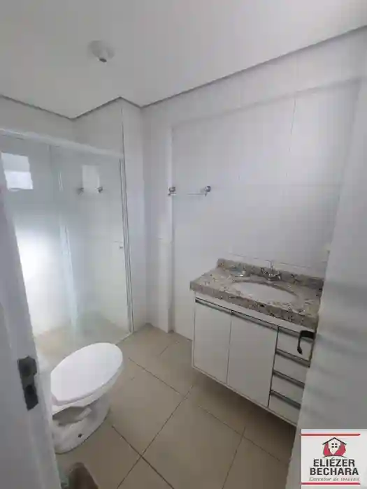 Apartamento com 3 quartos à venda, 90m² — foto 8 de 11