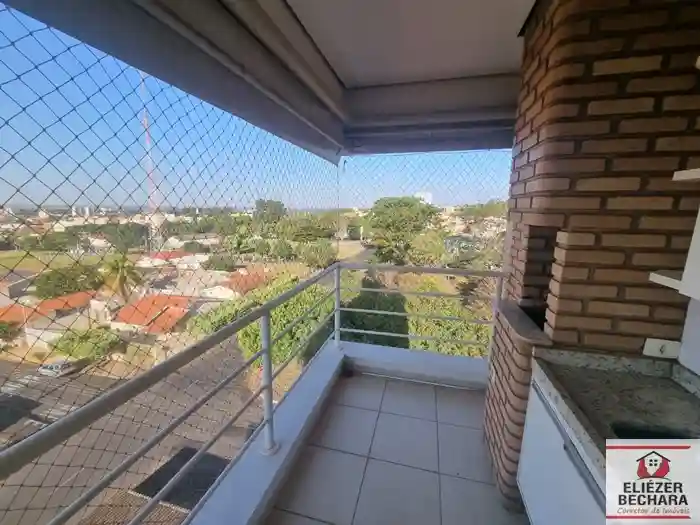 Apartamento com 3 quartos à venda, 90m² — foto 1 de 11
