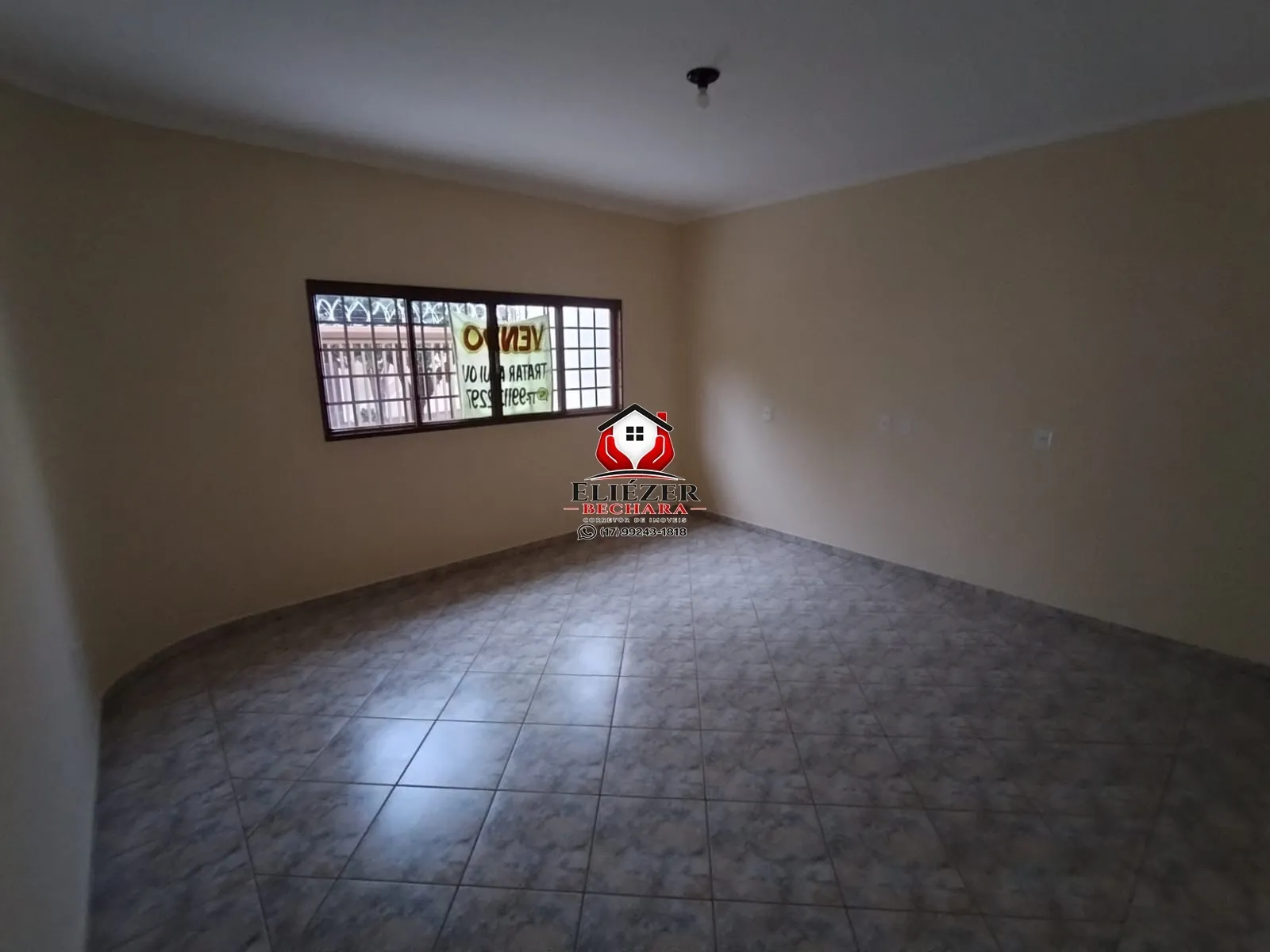 Casa com 3 quartos à venda, 165m² — foto 1 de 35