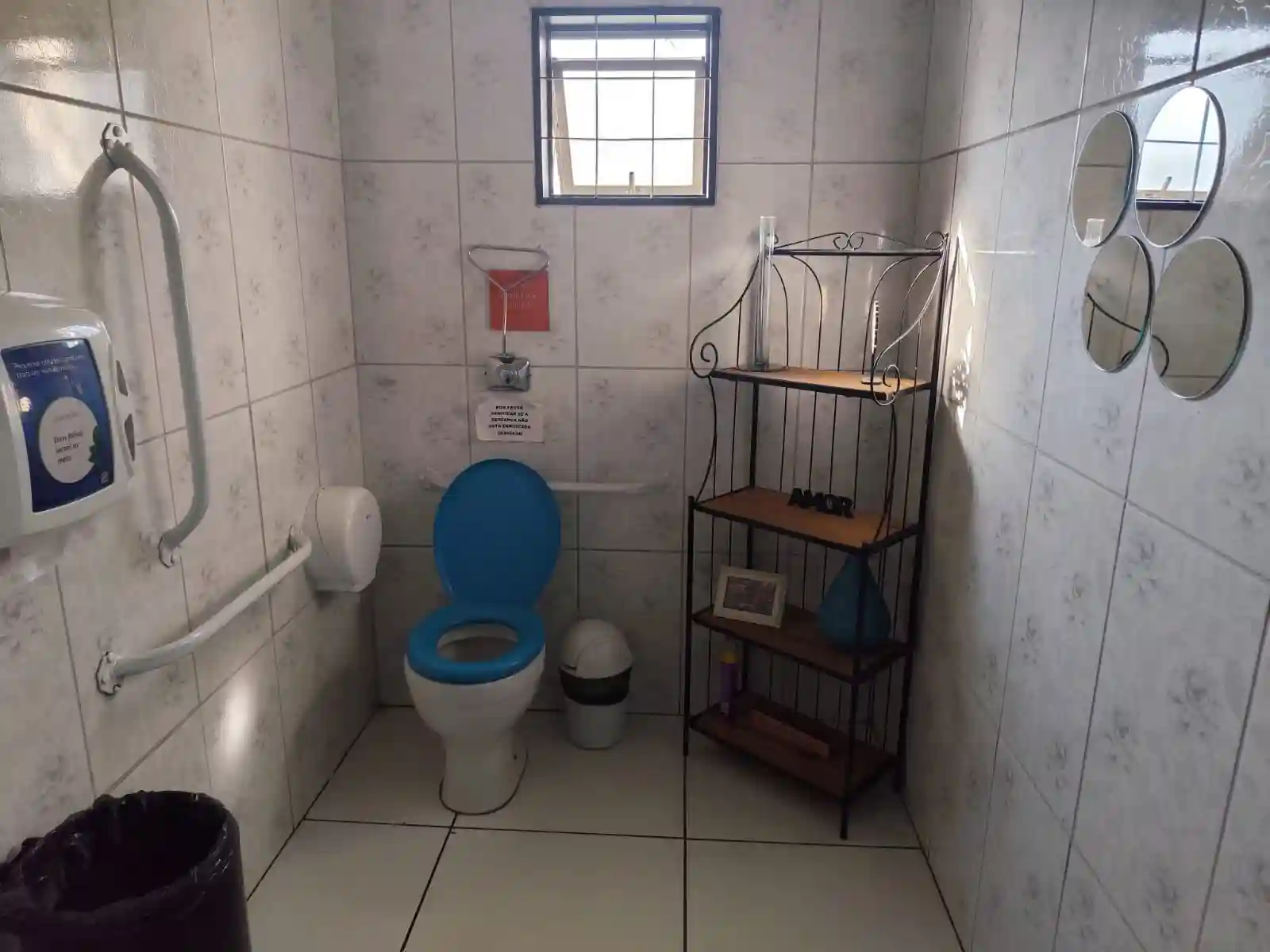 Imóvel Comercial com 11 quartos para aluguel, 195m² — foto 9 de 22