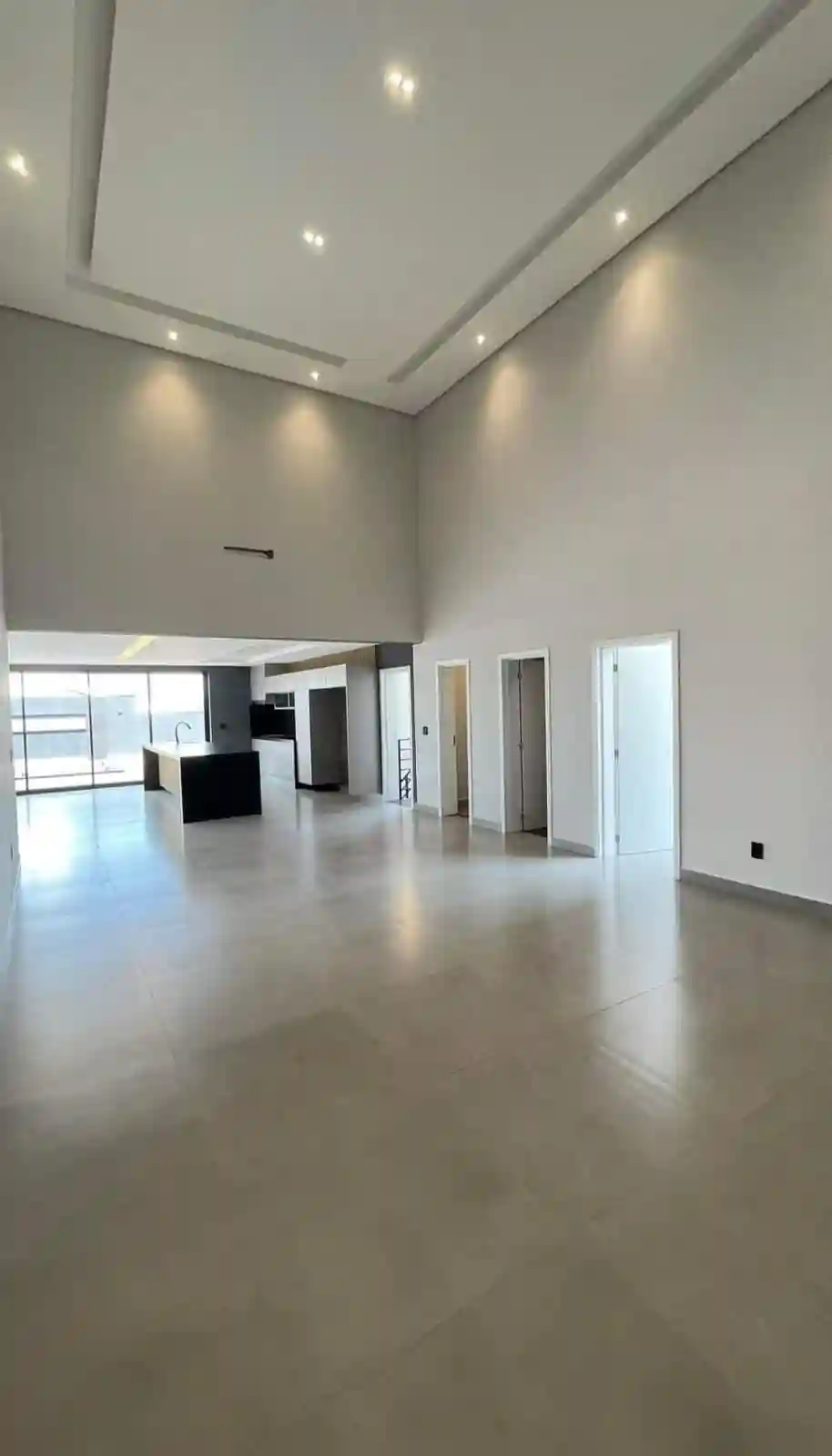 Casa de Condomínio com 3 quartos à venda, 477m² — foto 10 de 31