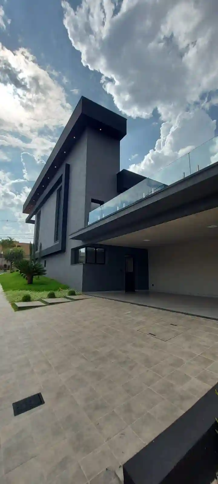 Casa de Condomínio com 3 quartos à venda, 477m² — foto 2 de 31