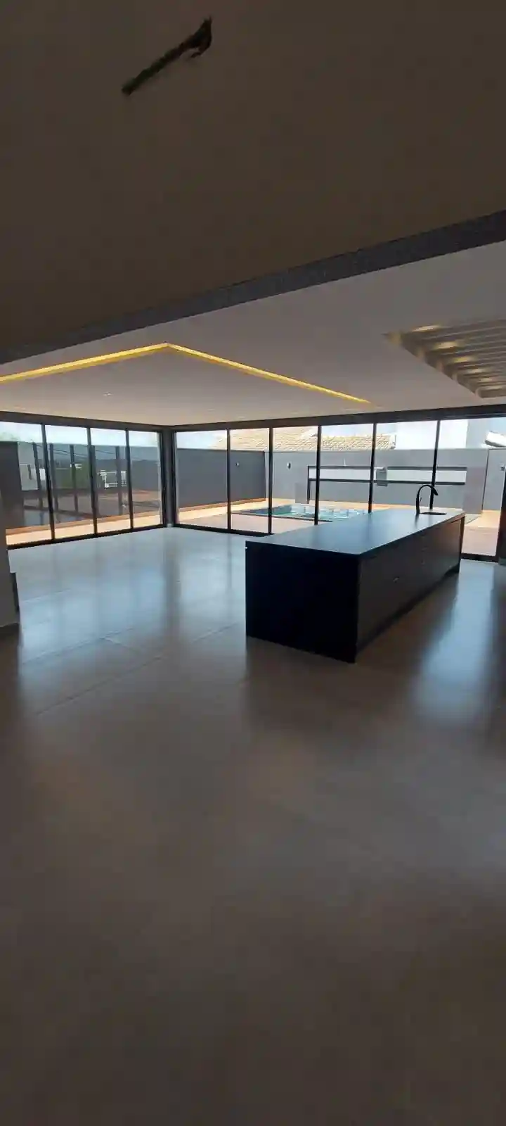 Casa de Condomínio com 3 quartos à venda, 477m² — foto 7 de 31