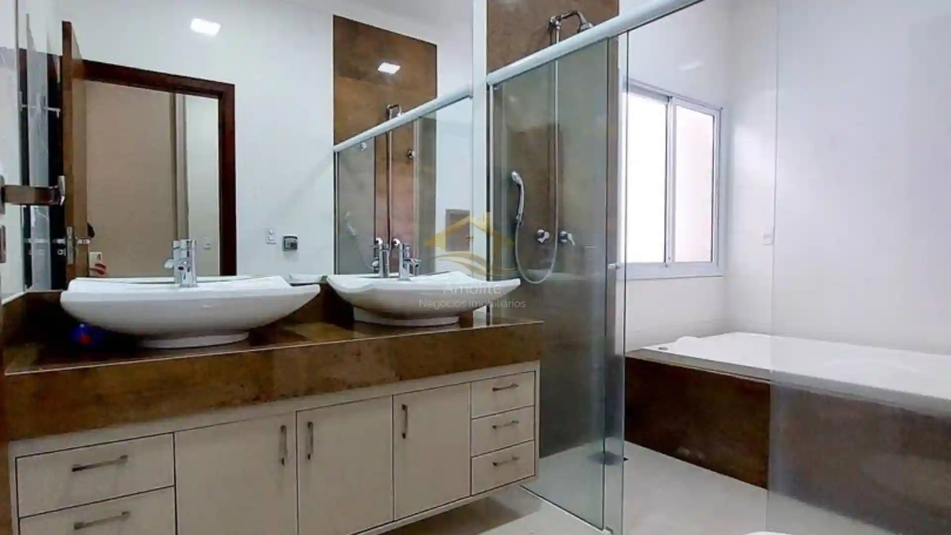 Casa de Condomínio com 3 quartos à venda, 180m² — foto 22 de 54