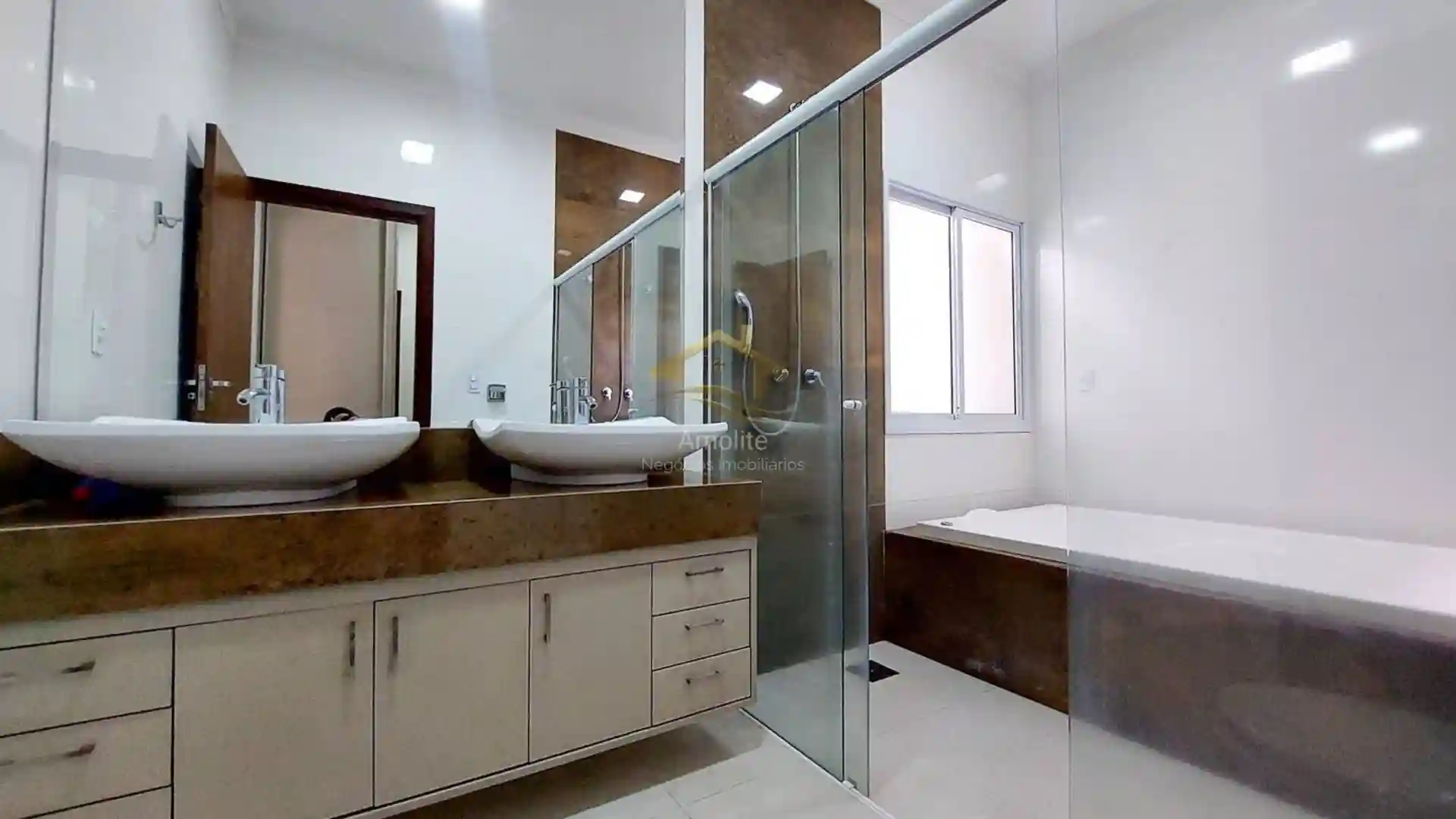 Casa de Condomínio com 3 quartos à venda, 180m² — foto 21 de 54