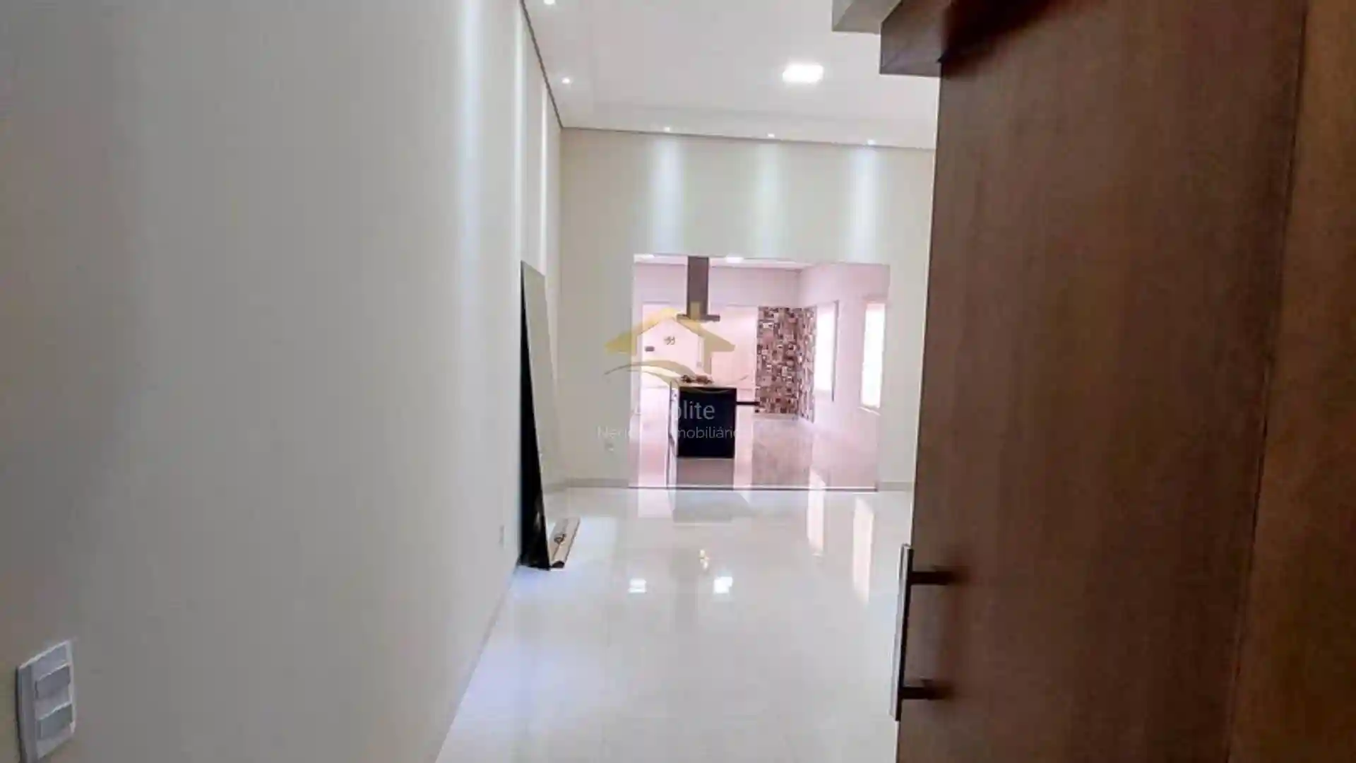 Casa de Condomínio com 3 quartos à venda, 180m² — foto 16 de 54