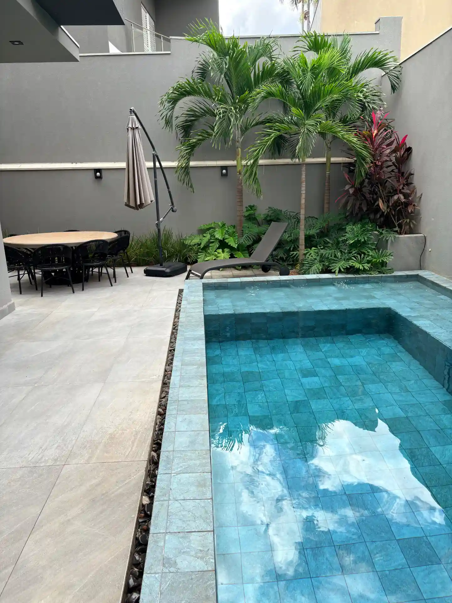 Casa de Condomínio  à venda, 425m² — foto 3 de 6