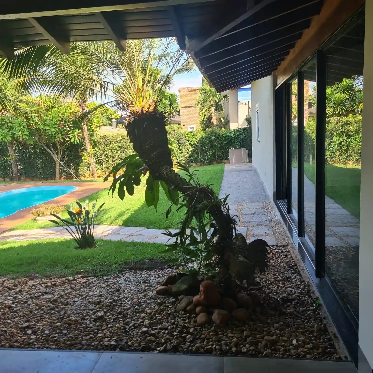 Casa de Condomínio com 4 quartos para aluguel, 1000m² — foto 11 de 27