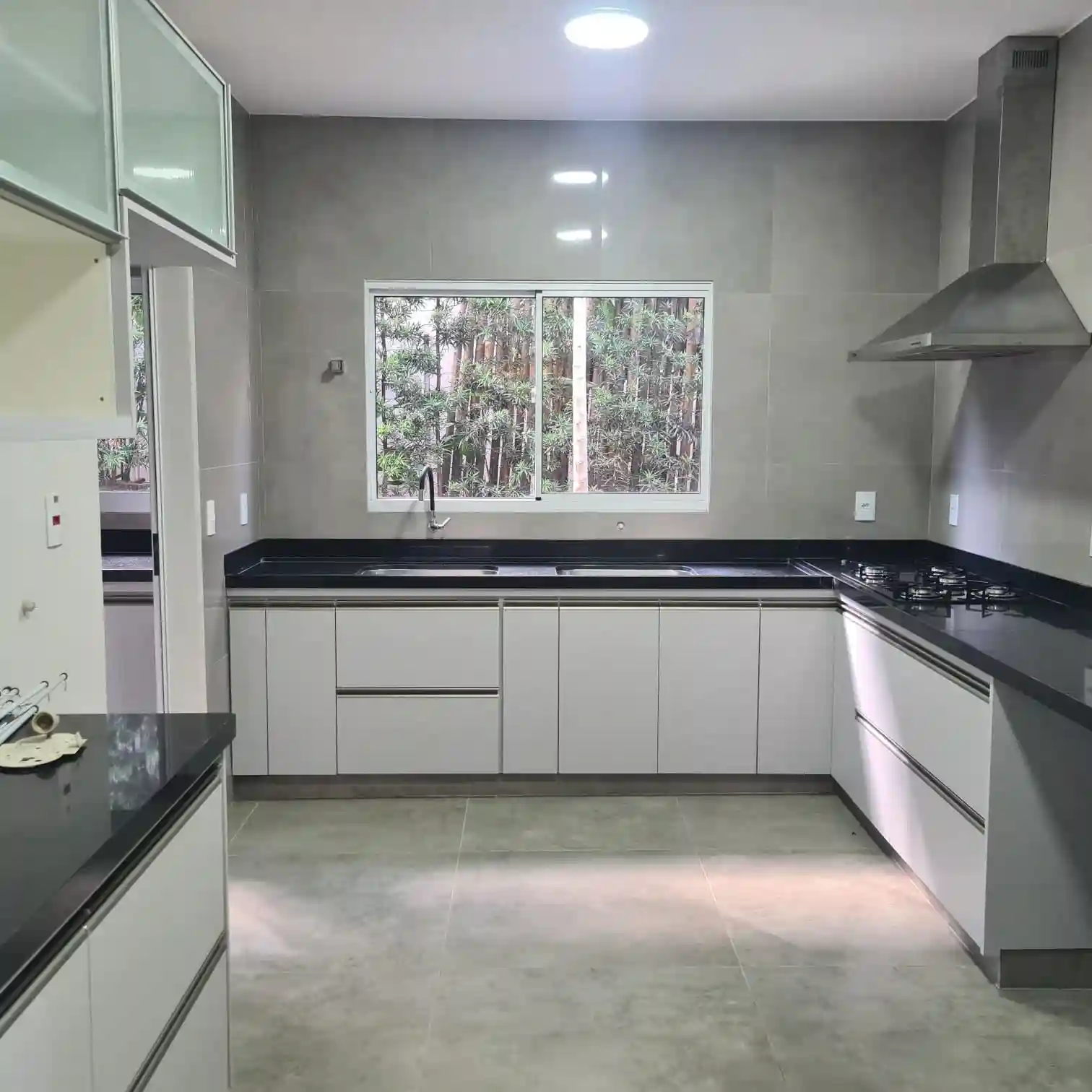 Casa de Condomínio com 4 quartos para aluguel, 1000m² — foto 19 de 27