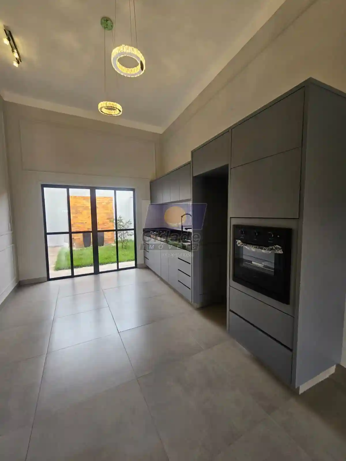 Casa com 3 quartos à venda, 108m² — foto 3 de 14