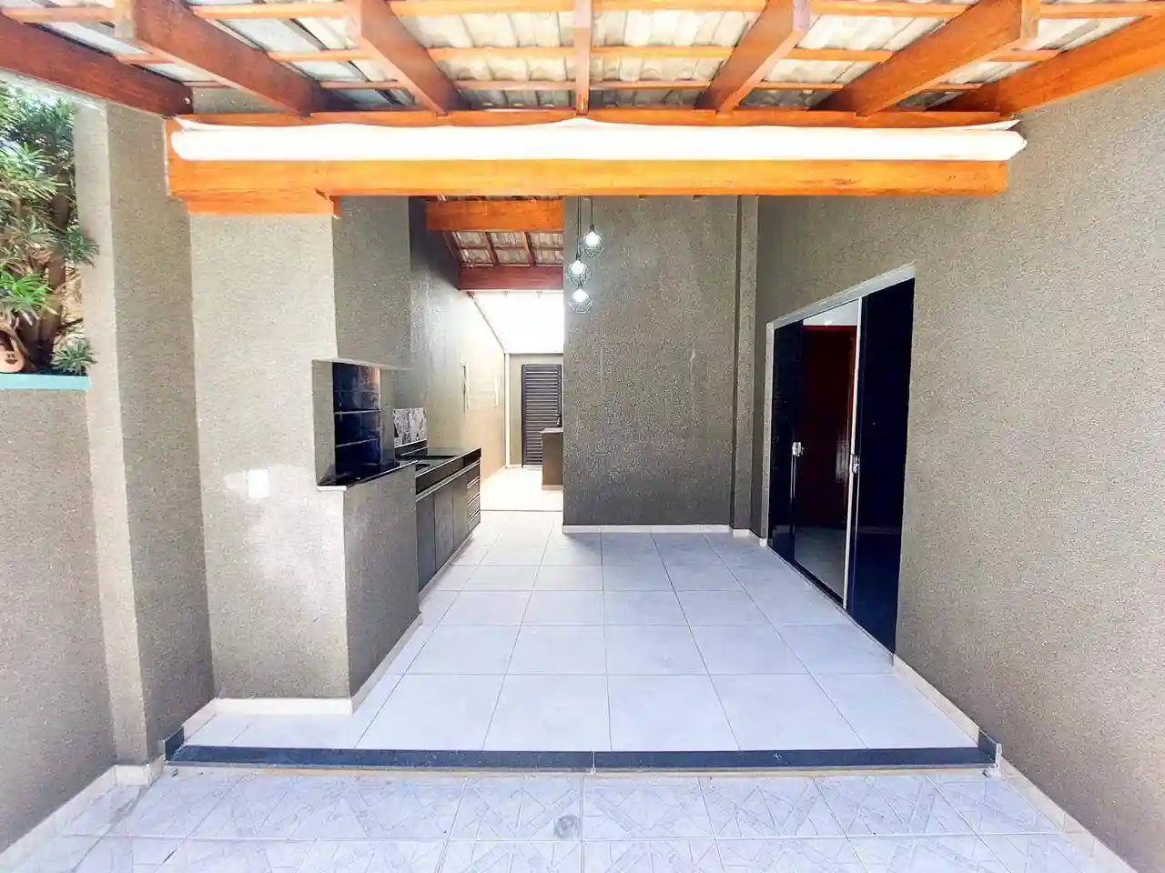 Casa de Condomínio com 3 quartos à venda, 200m² — foto 4 de 36
